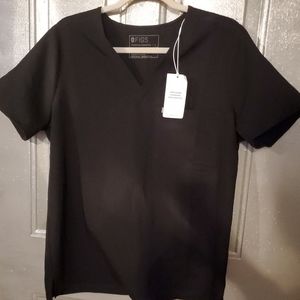 Figs Catarina One Pocket Top